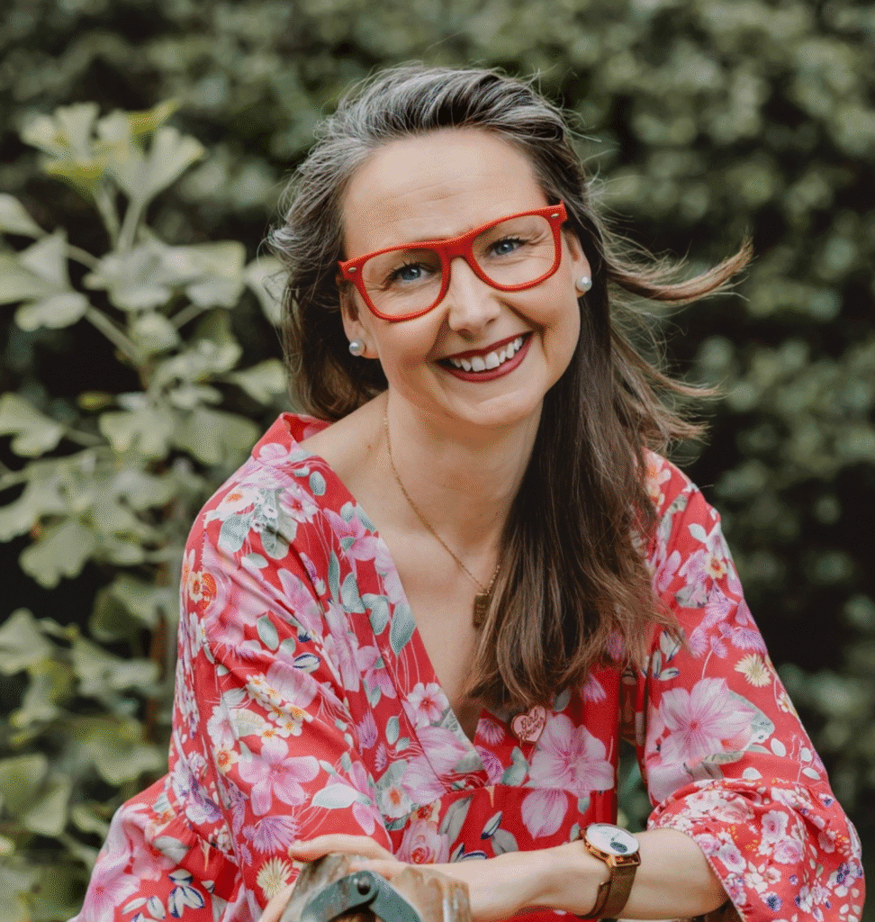 Julia Gilbert – Kadel
