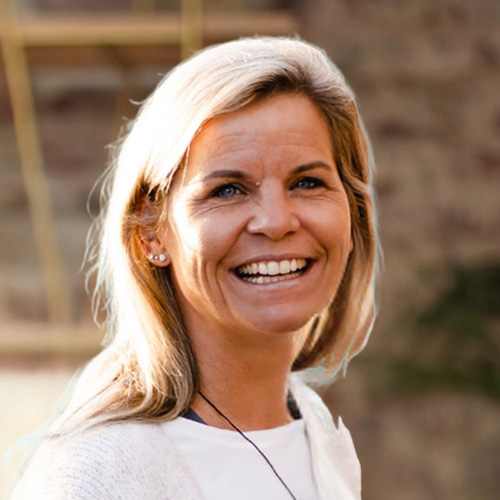 Alina Middleton